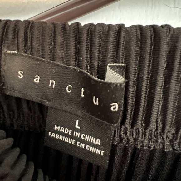 SANCTUARY Pleated Skirt - Picture 3 of 3